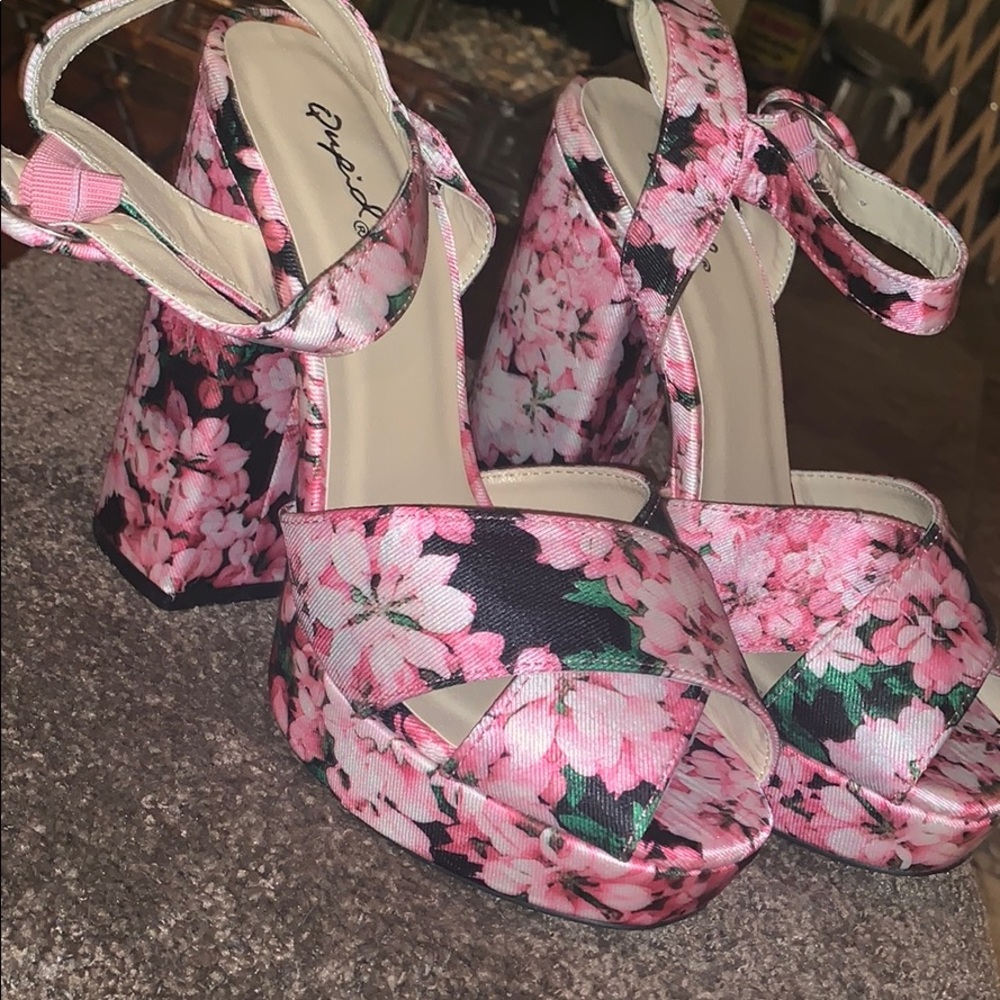 Floral heels